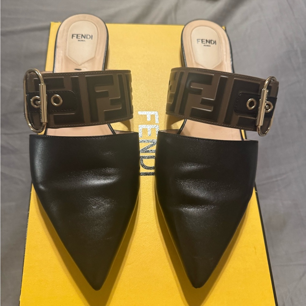 FENDI Sabot Mules FF Logo Vitello Fuoco Maya Black Calf Leather 39.5